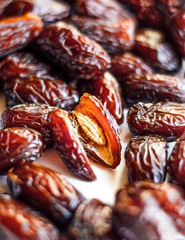 Iranian dates fruit - How to recognize the best Dates fruit? (Tips)